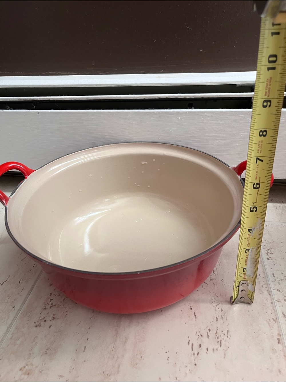 LE CREUSET 28 FRANCE RED CAST IRON ENAMEL DUTCH OVEN W/ LID Vintage - Picture 10 of 16